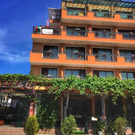 Family Deykin Hotell Slăntjev Brjag