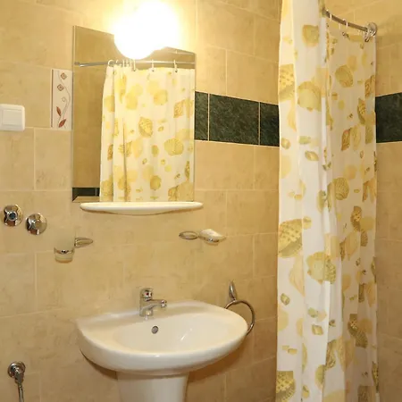 Family Deykin Hotell Slăntjev Brjag