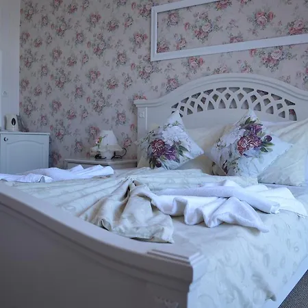 호텔 Family Deykin