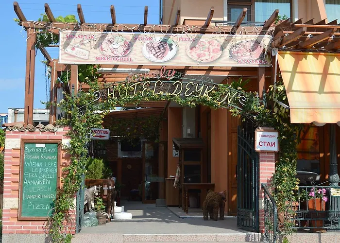 Hotel Family Deykin 2*